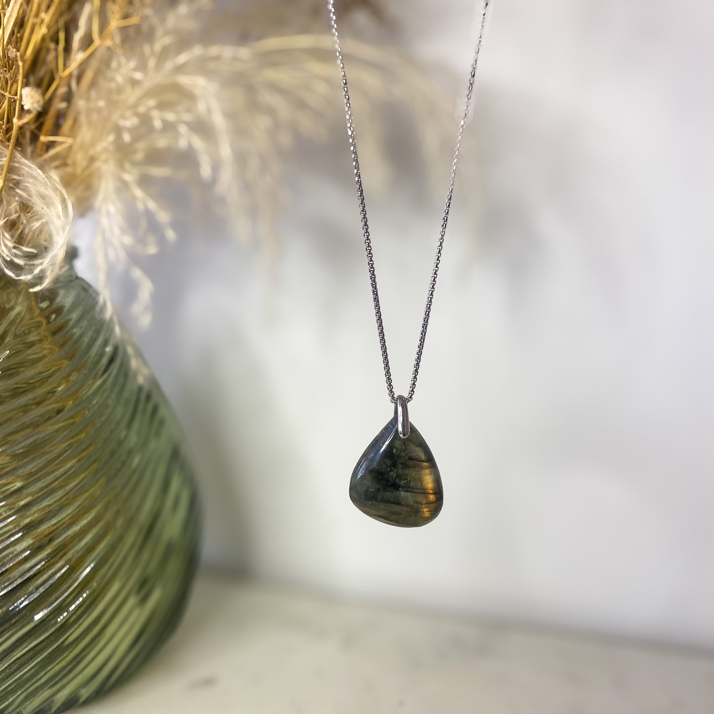Labradorite goutte
